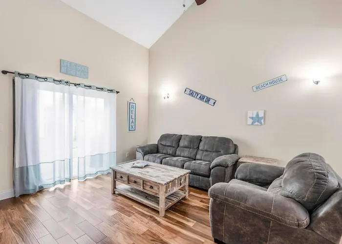 Coral Retreat By Collection Pensacola