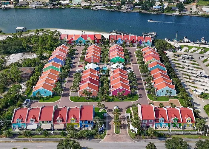 Holiday home Coral Retreat By Collection Pensacola